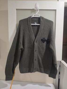Cashmere Cardigan Spade Detailing